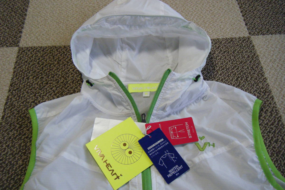 ビバハート　VIVA HEART　ゴルフ用高機能フード付きベストジャケット　白色　サイズ 48　軽量薄手　撥水/ストレッチ機能　定価 15,400円_画像2