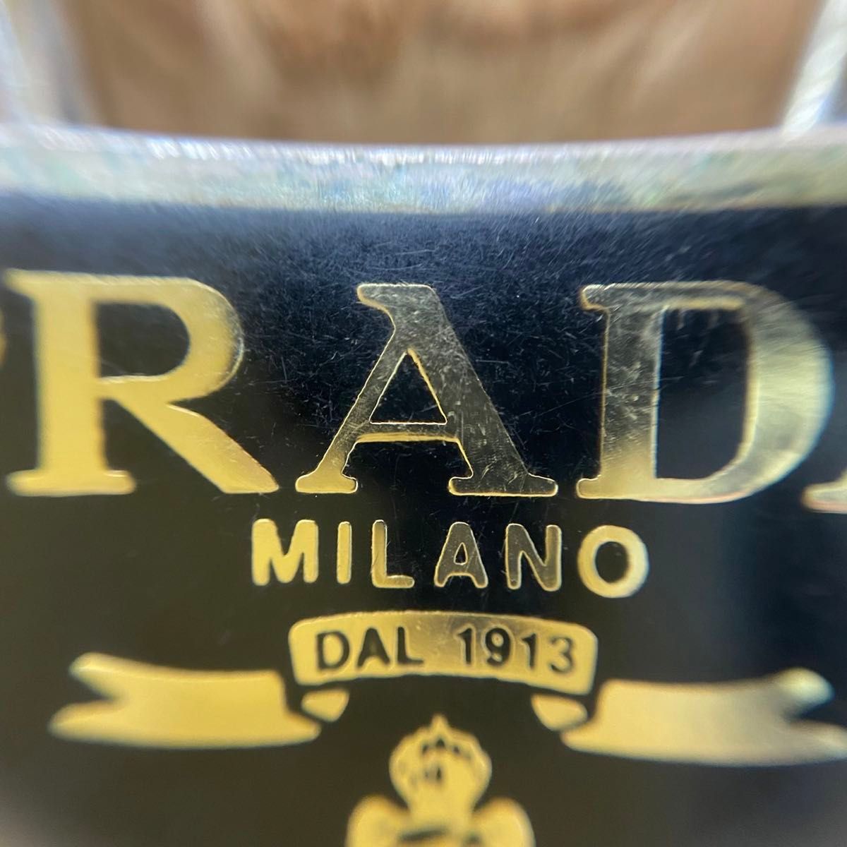 PRADA】プラダ キーホルダー キーリング 三角プレート メッキ PRADA】プラダ キーホルダー キーリング 三角プレート メッキ