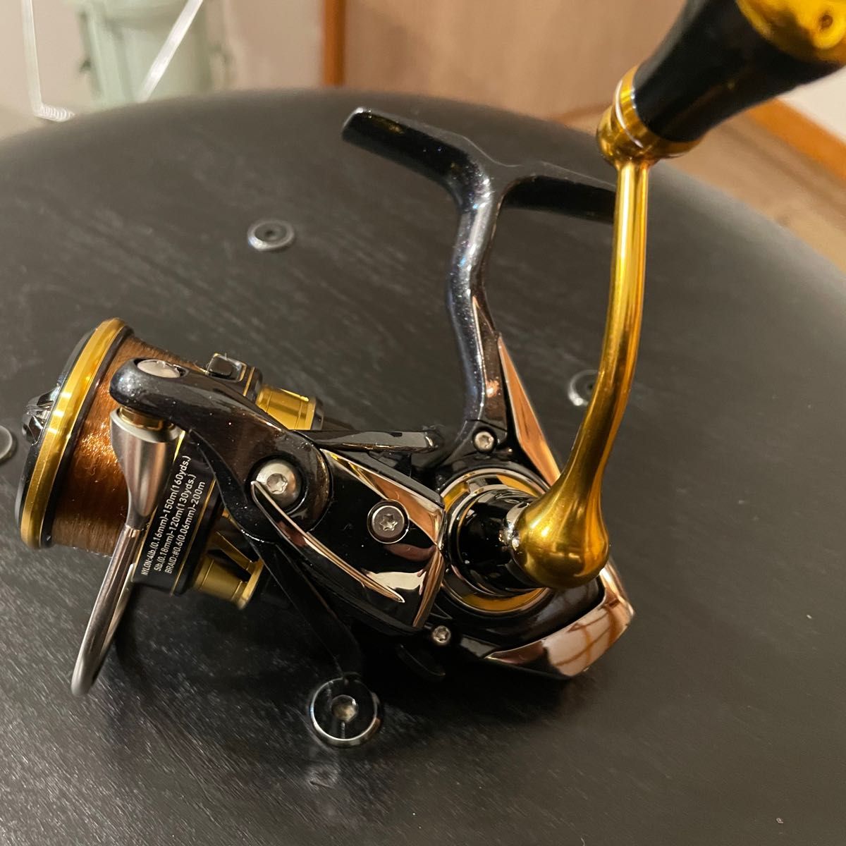 中古　DAIWA 18 LEGALIS LT2500S-XH ダイワ レガリス