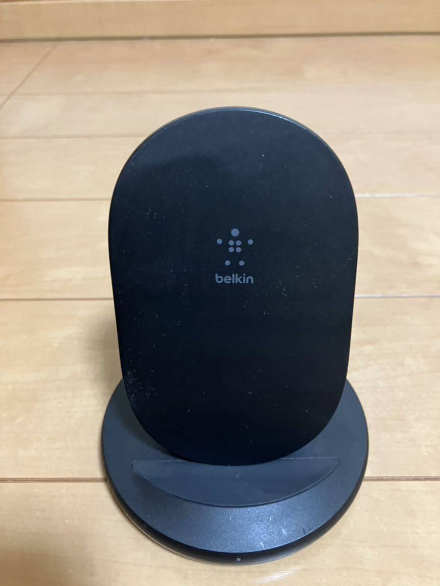 Belkin ワイヤレス充電スタンド ワイヤレス充電器 15W & USB充電器 USB-C 18W USB-A 12W BOOST CHARGE の画像2