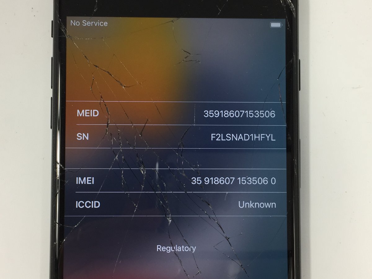 Apple アップル iPone7Plus 128GB SIMロックあり 画面割れ有 現状品 TJ5.015 /06の画像3