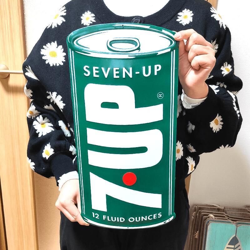 ブリキ看板 7UP アンティーク 懐かしい 缶 ガレージ グリーン かわいい 目立つ 緑 プレート 壁飾り アメリカン 雑貨 インテリア_画像4