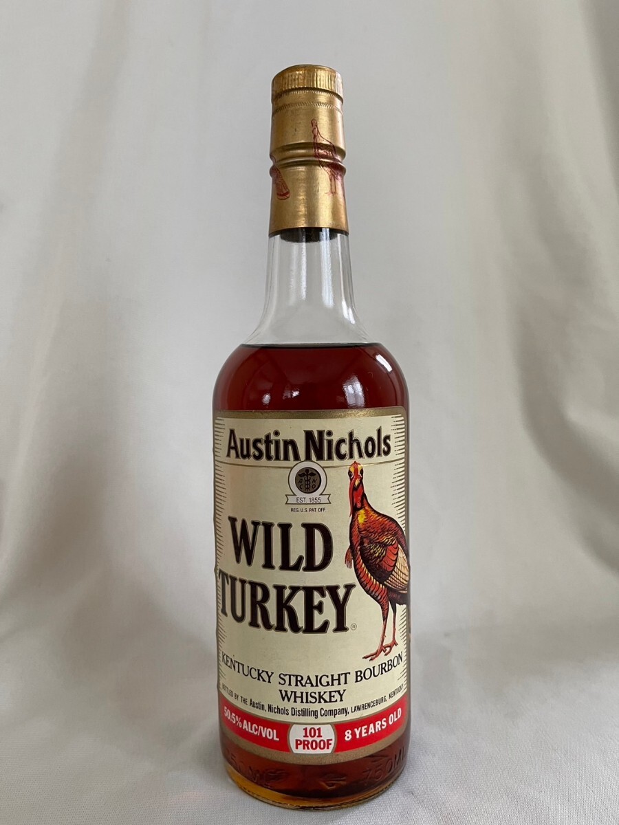 ワイルドターキー 8年　旧ボトル　750ml 未開栓　WILD TURKEY　バーボン　ウイスキー 101PROOF 金キャップ_画像1