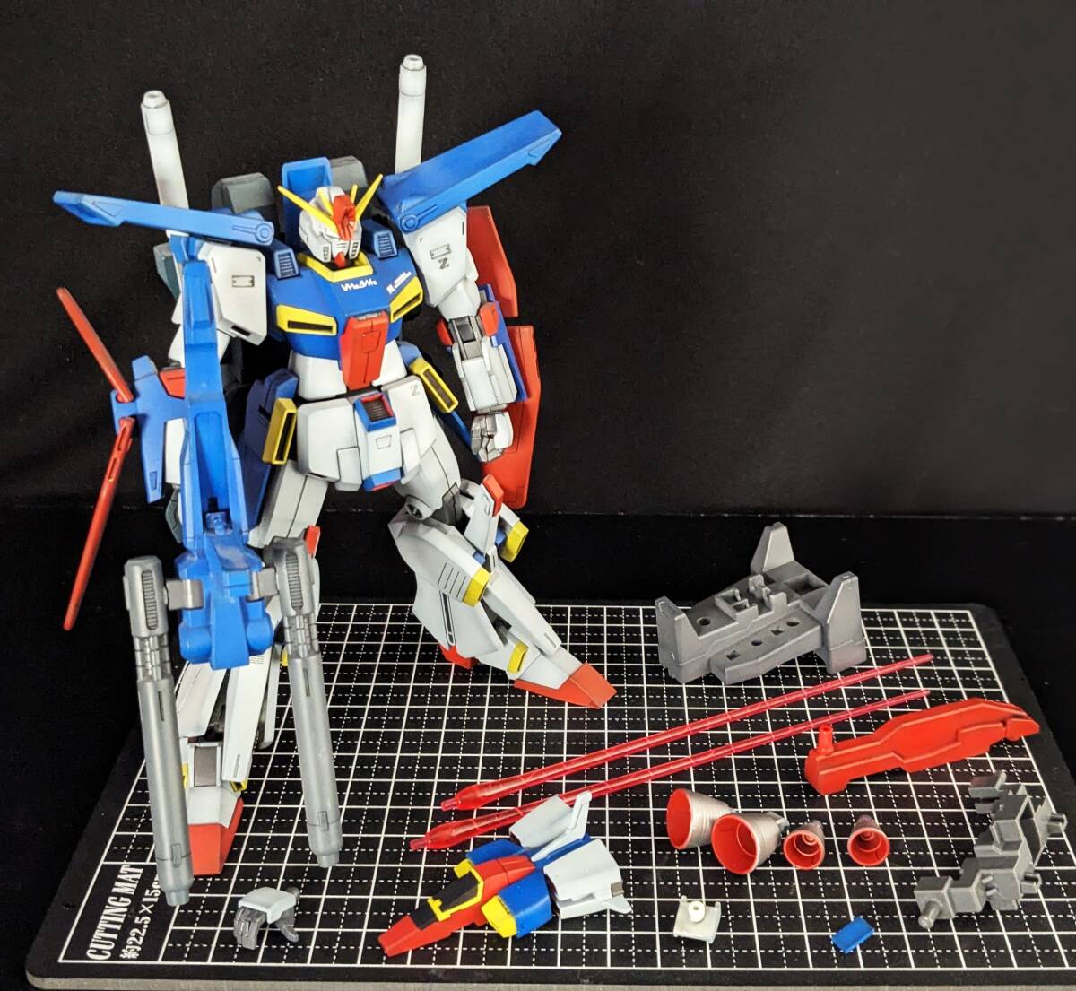 HGUC ZZガンダム　塗装完成品　（機動戦士ZZガンダム）_画像10