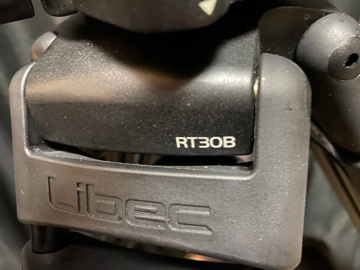 【新品同様・数回使用しただけ！！ 】 業務用ビデオカメラのフルセット（SONY Z-190+Libec RT-30B+RH35D ）の画像9
