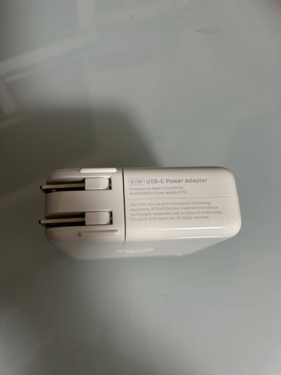 Apple original AC adapter 61W USB type-C