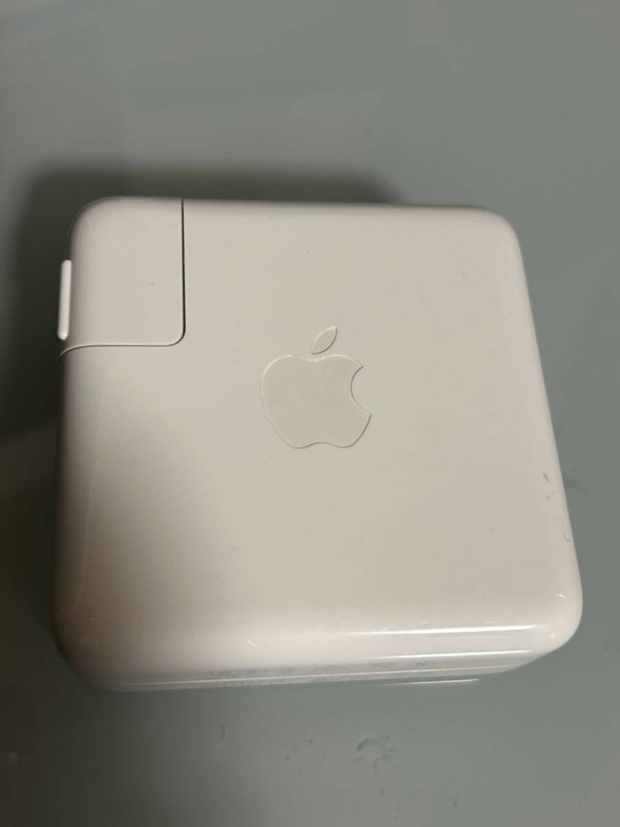 Apple original AC adapter 61W USB type-C