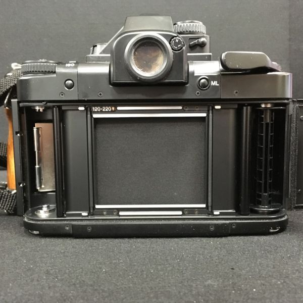 Q110-S1 ASAHI PENTAX アサヒ ペンタックス 67 II ボディ 本体 中盤カメラ 木製グリップ付き フィルムカメラ 1090192の画像9