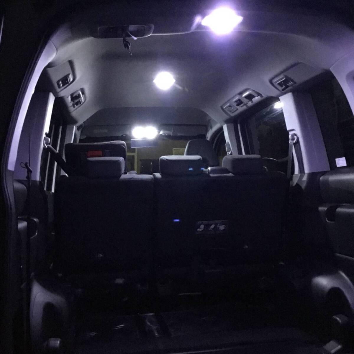 超爆光 トヨタ アクア NHP10 T10 LED COBパネル 全面発光 ルームランプ 室内灯 ホワイト 3個セット 送料無料_画像6