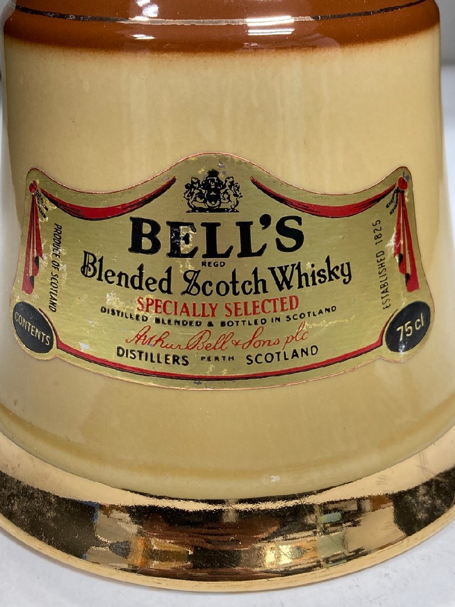 【未開栓】ベルズ スコッチ ウイスキー / BELL’S Scotch Whisky / ベル型 陶器ボトル / 750ml(総重量約1300.4g) / 古酒の画像3