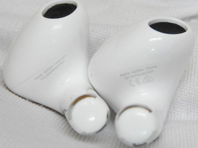 10710円 1円〜 動作未確認 Apple AirPods A2564 左側(L)のみ 10 10710円 1円〜 動作未確認 Apple AirPods A2564 左側(L)のみ 10