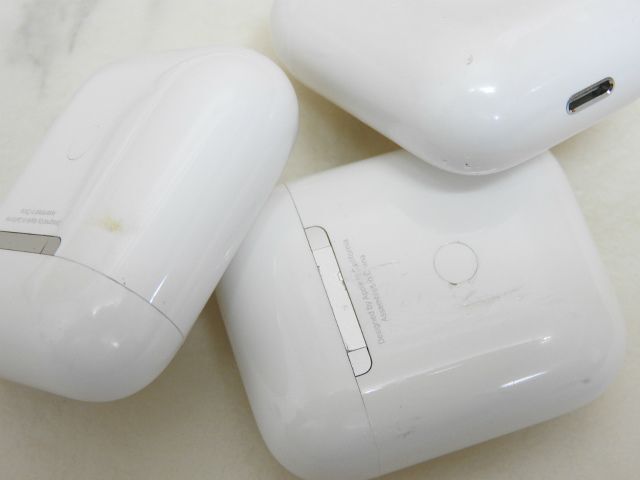  работоспособность не проверялась Apple AirPods кейс A1938 no. 2 поколение кейс только 24 шт. комплект слуховай аппарат нет не осмотр товар текущее состояние доставка 