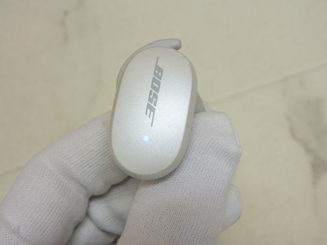 1円〜 中古 BOSE QuietComfort Earbuds ソープストーン 完全ワイヤレスイヤホン_画像6