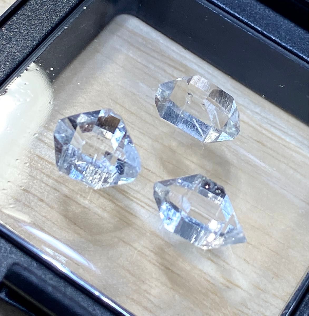 【夢の実現】天然石　ダイヤモンドクォーツ原石穴なしAAA-LL×3個7.6ct