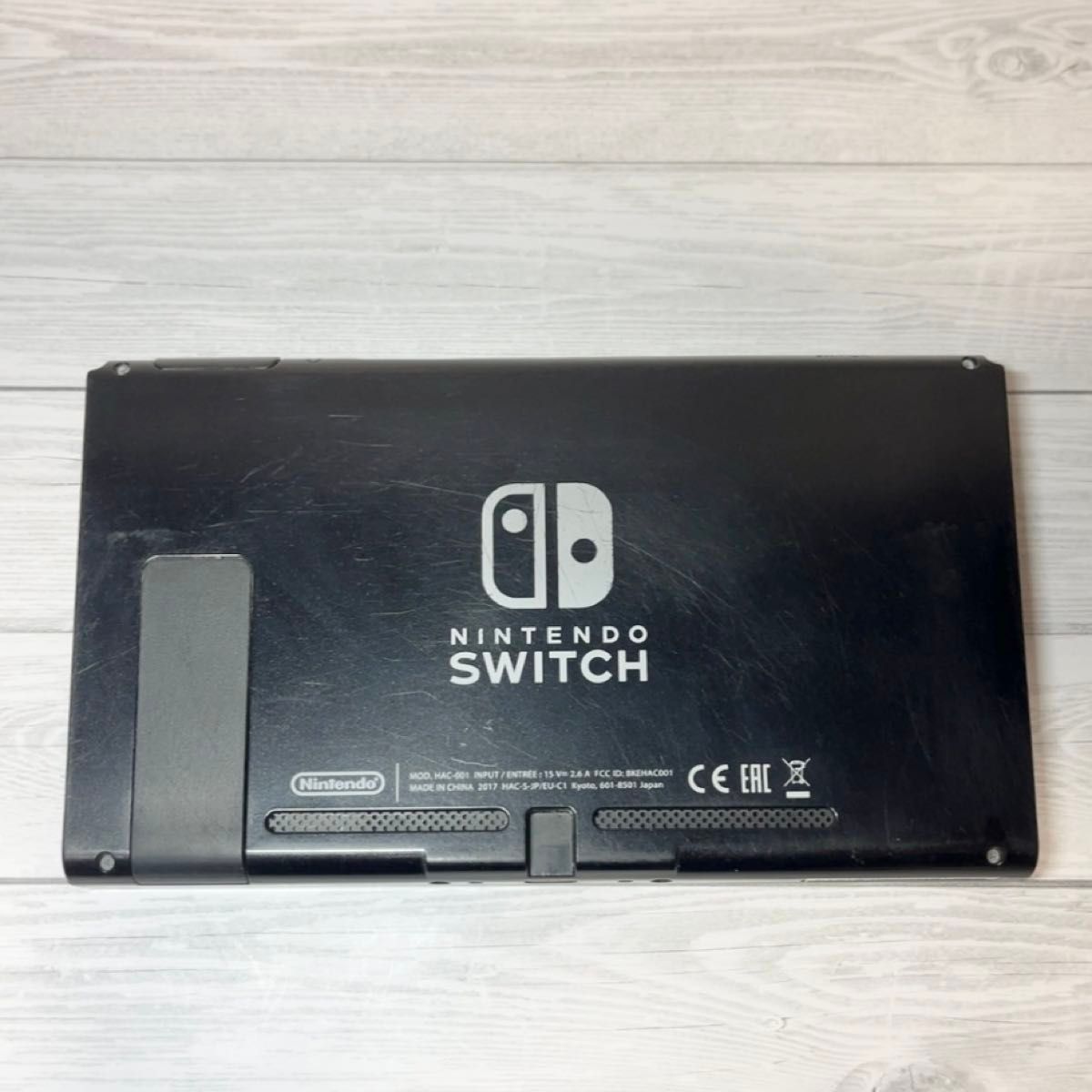Switch未対策機 本体(液晶部分)のみ 初期型HAC-001 2017年製 Switch未対策機 本体(液晶部分)のみ 初期型HAC-001 2017年製