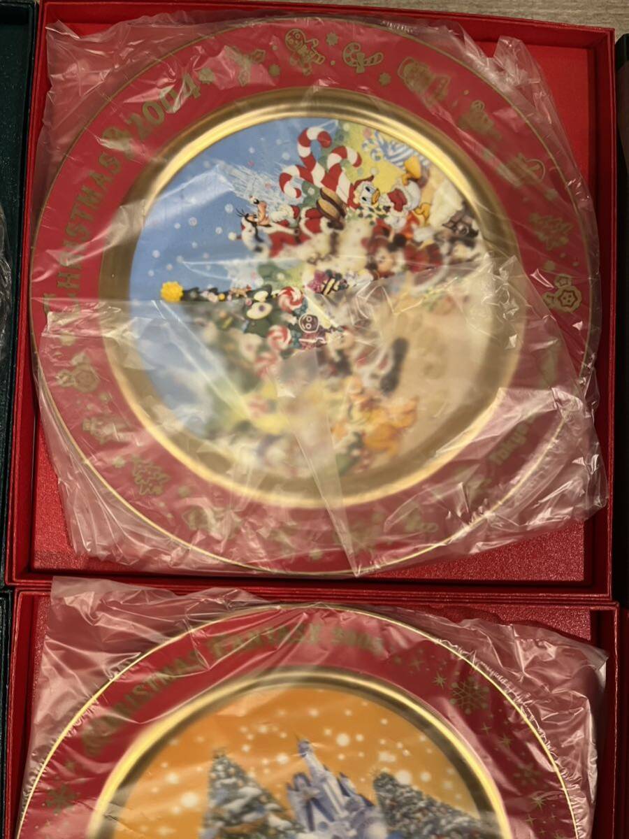 東京ディズニーランド　クリスマス記念プレート　アニバーサリープレート　2000年〜2009年　10枚セット　未使用品　飾り皿 