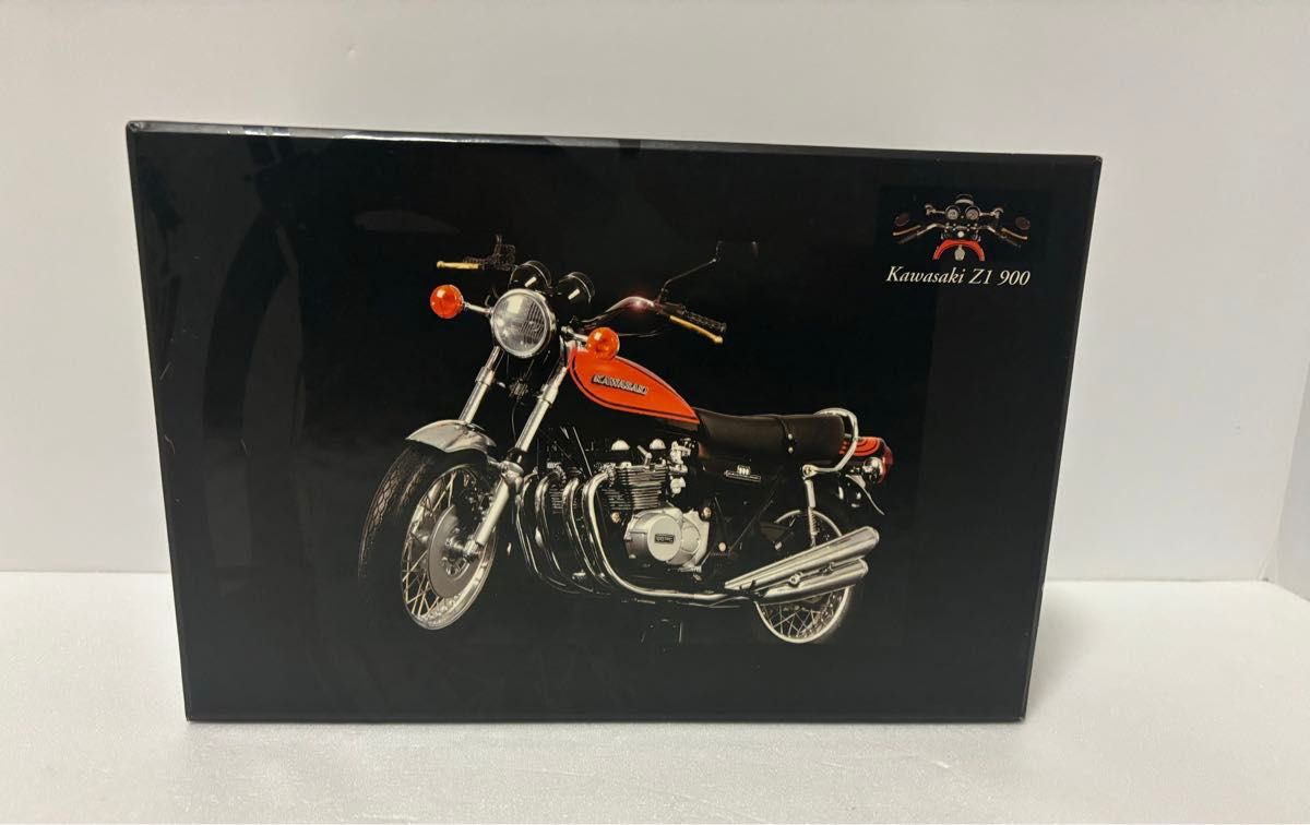 MINICHAMPS ミニチャンプス　オートバイ 1/12Kawasaki Z1 900  Candy brown  1972