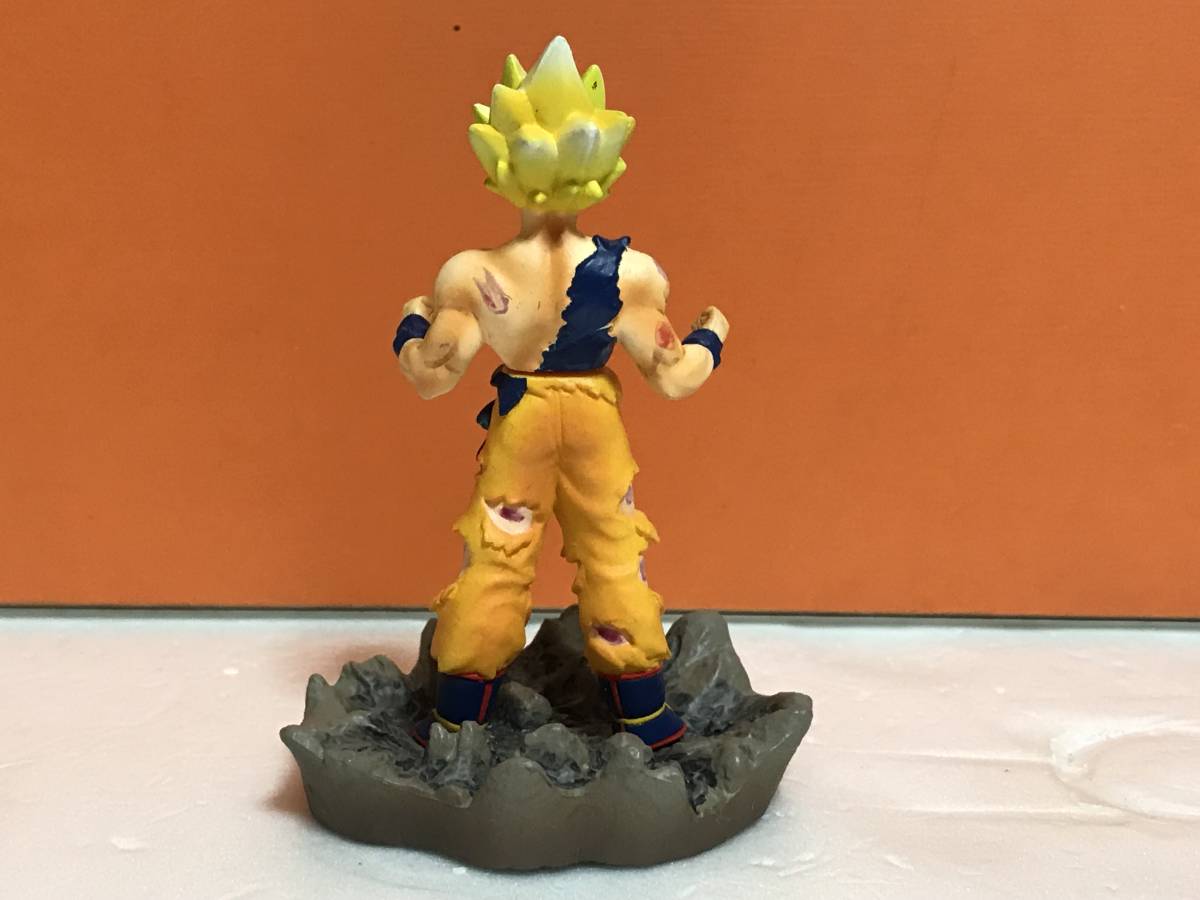 Yahoo!オークション - レア 初版 ドラゴンボールZ 超サイヤ人 Yahoo!オークション - レア 初版 ドラゴンボールZ 超サイヤ人