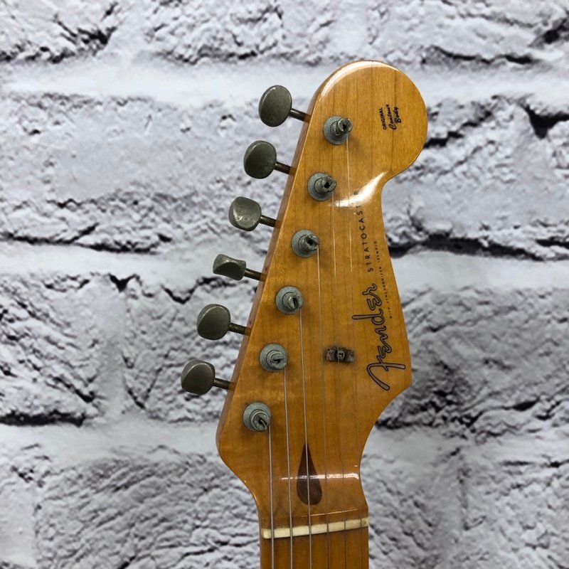 難有り Fender Japan Stratocaster CRAFTED IN JAPAN R0シリアル フェンダー ジャパン ストラトキャスター 240402SK170466の画像3