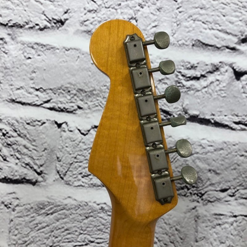 難有り Fender Japan Stratocaster CRAFTED IN JAPAN R0シリアル フェンダー ジャパン ストラトキャスター 240402SK170466の画像4