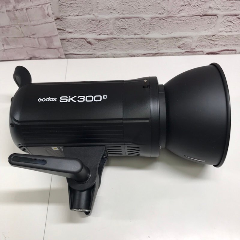 Godox SK300II スタジオ撮影 ストロボ フラッシュ ライト 240322SK260089の画像1