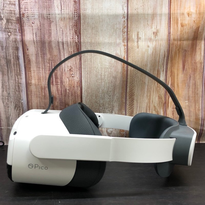 Pico Technology stand a long VR headset Pico Neo3 Link 256GB A7H10 240411RM410132