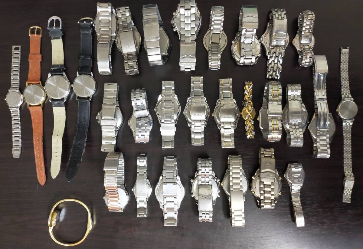 ジャンク クォーツ腕時計 30本おまとめ 総重量2.2kg 動作未確認 セイコー シチズン カシオ エルジンなどの画像2