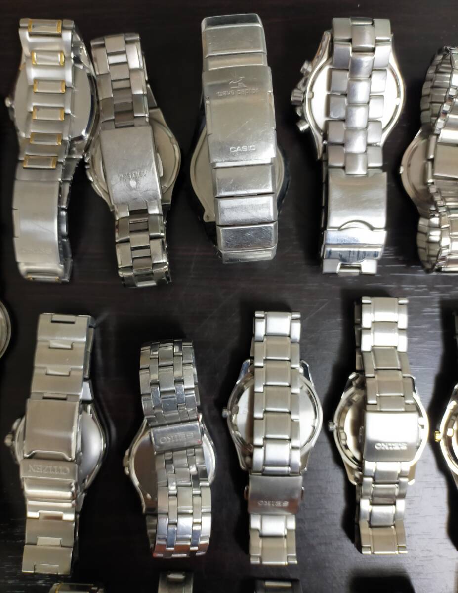 ジャンク クォーツ腕時計 30本おまとめ 総重量2.2kg 動作未確認 セイコー シチズン カシオ エルジンなどの画像9