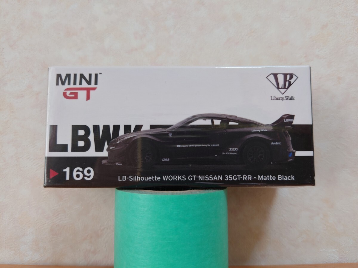 1/64 MINI-GT 169-R LB-Silhouette WORKS GT NISSAN 35GT-R Matte Black RHDの画像1