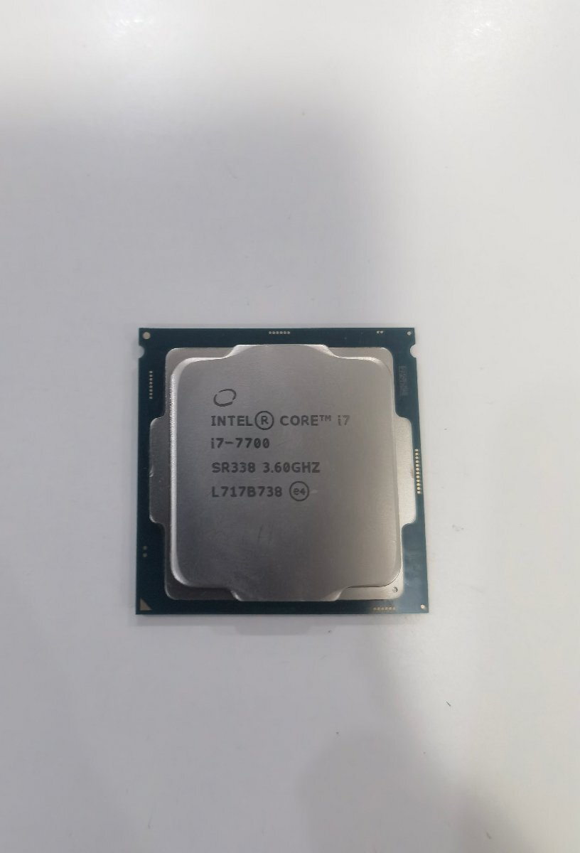 Intel CPU Core i7 7700 LGA【中古】CPUの画像1
