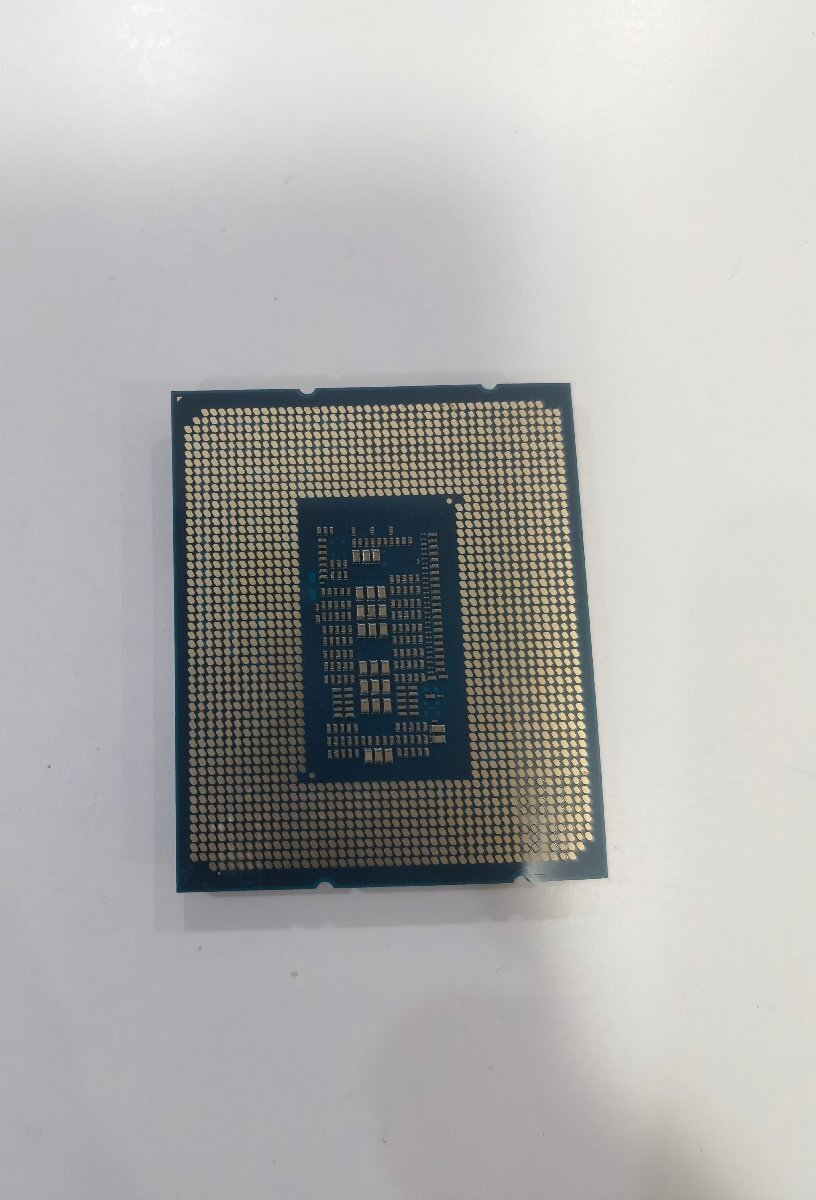 Intel CPU Core i7 12700KF LGA【中古】CPUの画像2