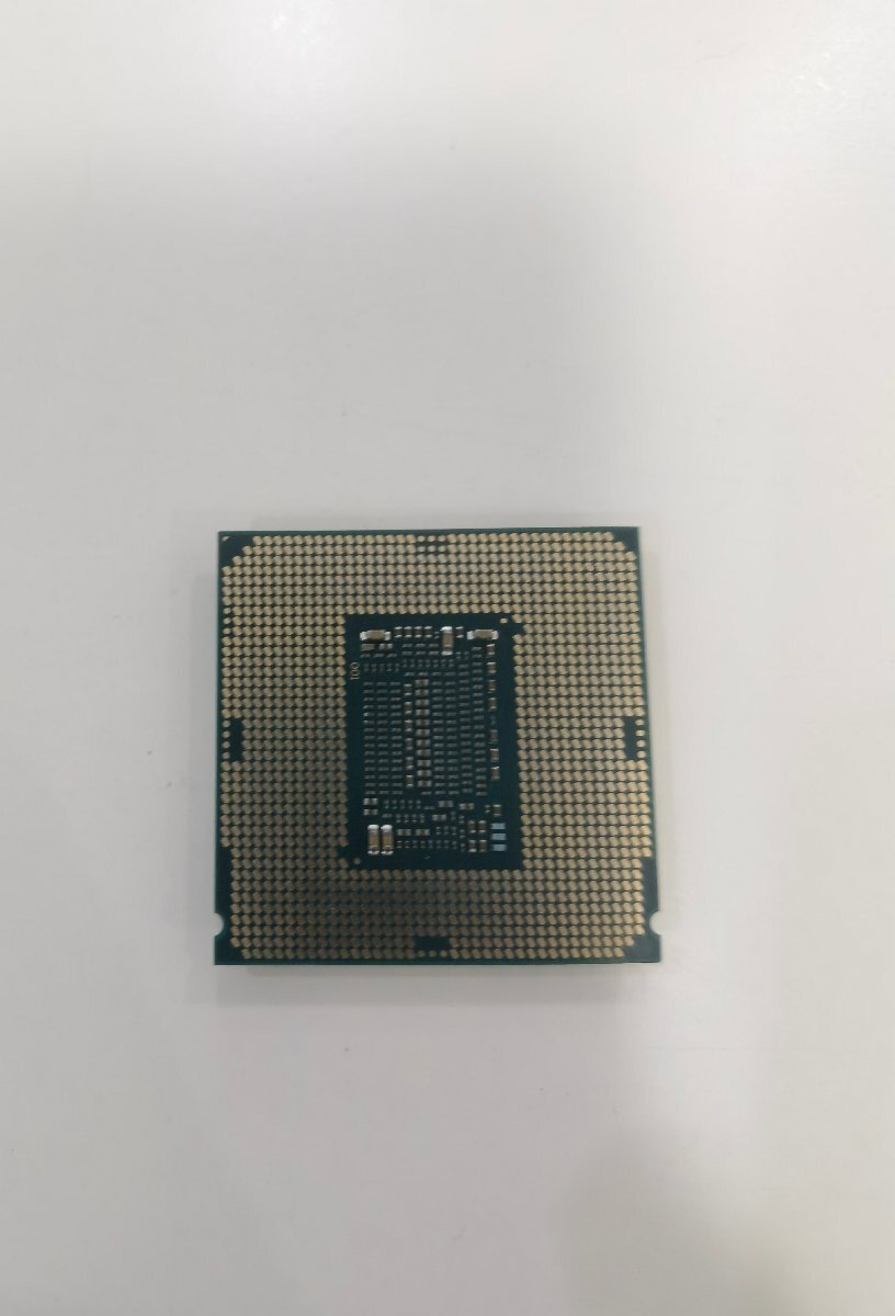 Intel CPU Core i7 8700 LGA【中古】CPUの画像2