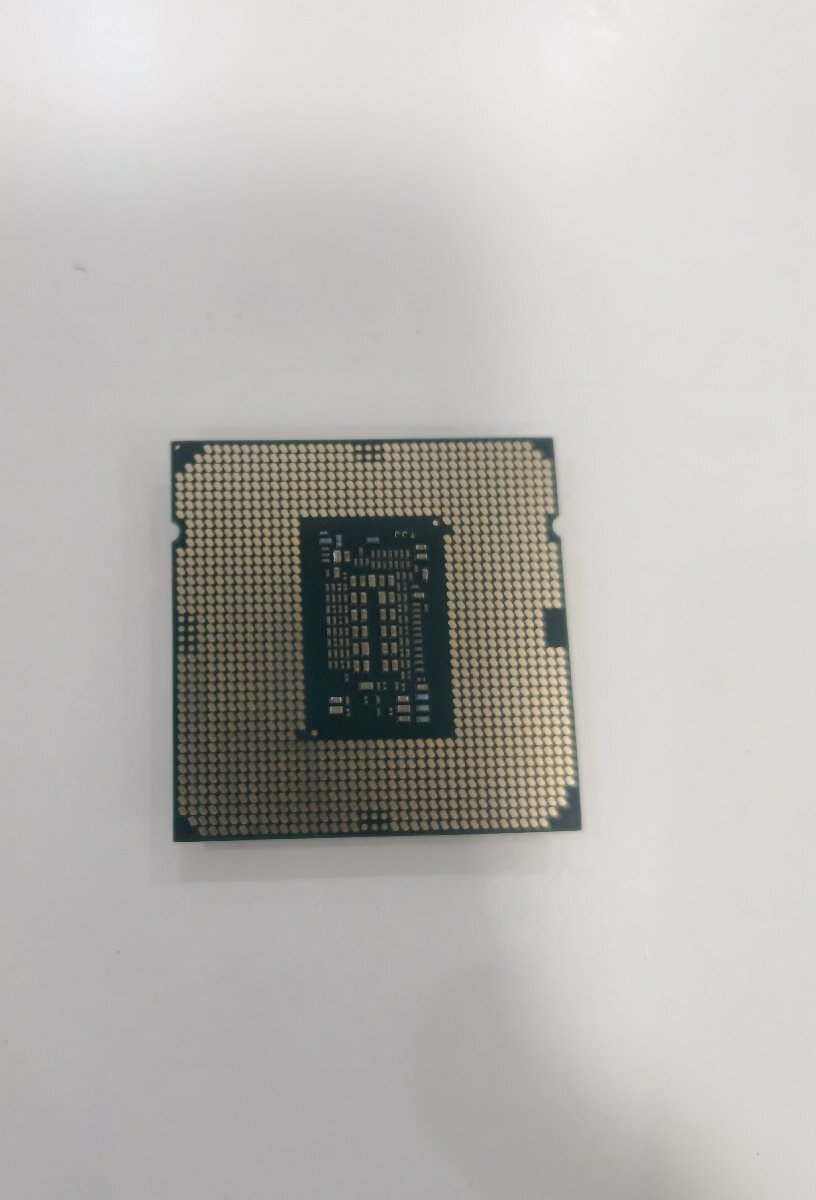 Intel CPU Core i5 10500 LGA【中古】CPUの画像2