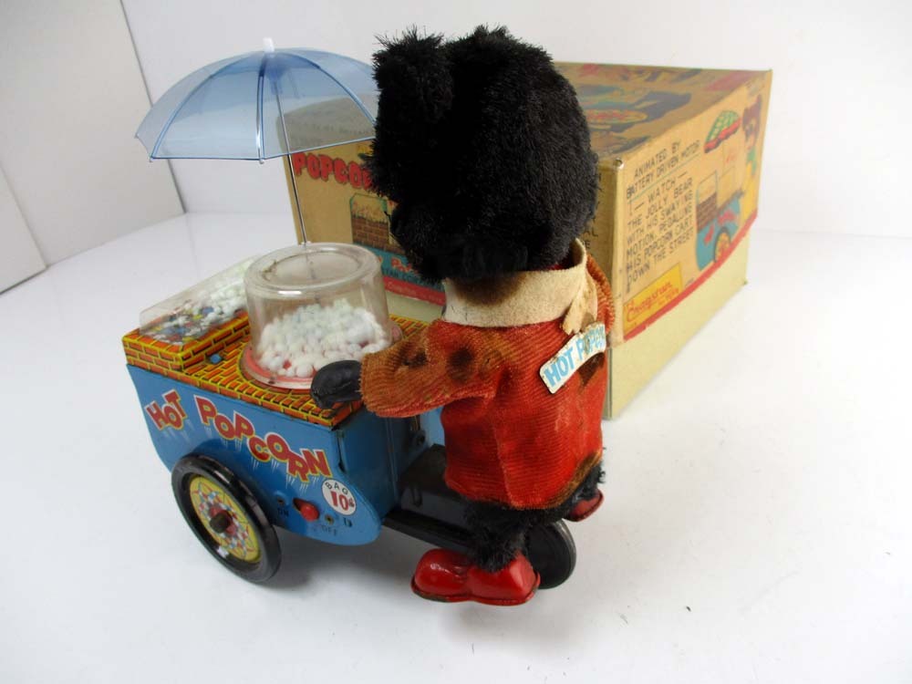 希少　Cragstan/スズキ＆エドワード　１960年代製　熊のPopcorn Vendor 「ポップコーン　ベアー」完動品 長さ約21cm_画像4