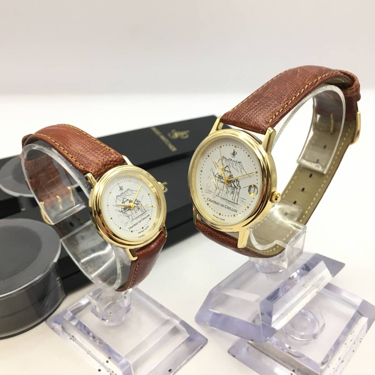 ○C12-114 JPS CHATEAU DE CHILLON シヨン城 3針 メンズ レディース ペア クォーツ 腕時計 レザーベルト 2160/2260の画像1