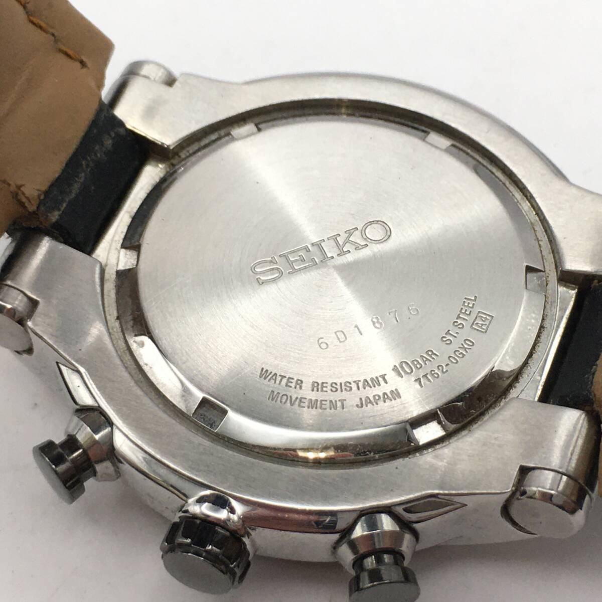 ○E12-34 SEIKO/セイコー クロノグラフ 3針 Date デイト メンズ クォーツ 腕時計 レザーベルト 7T62-0GX0 付属品あり 稼働品の画像6