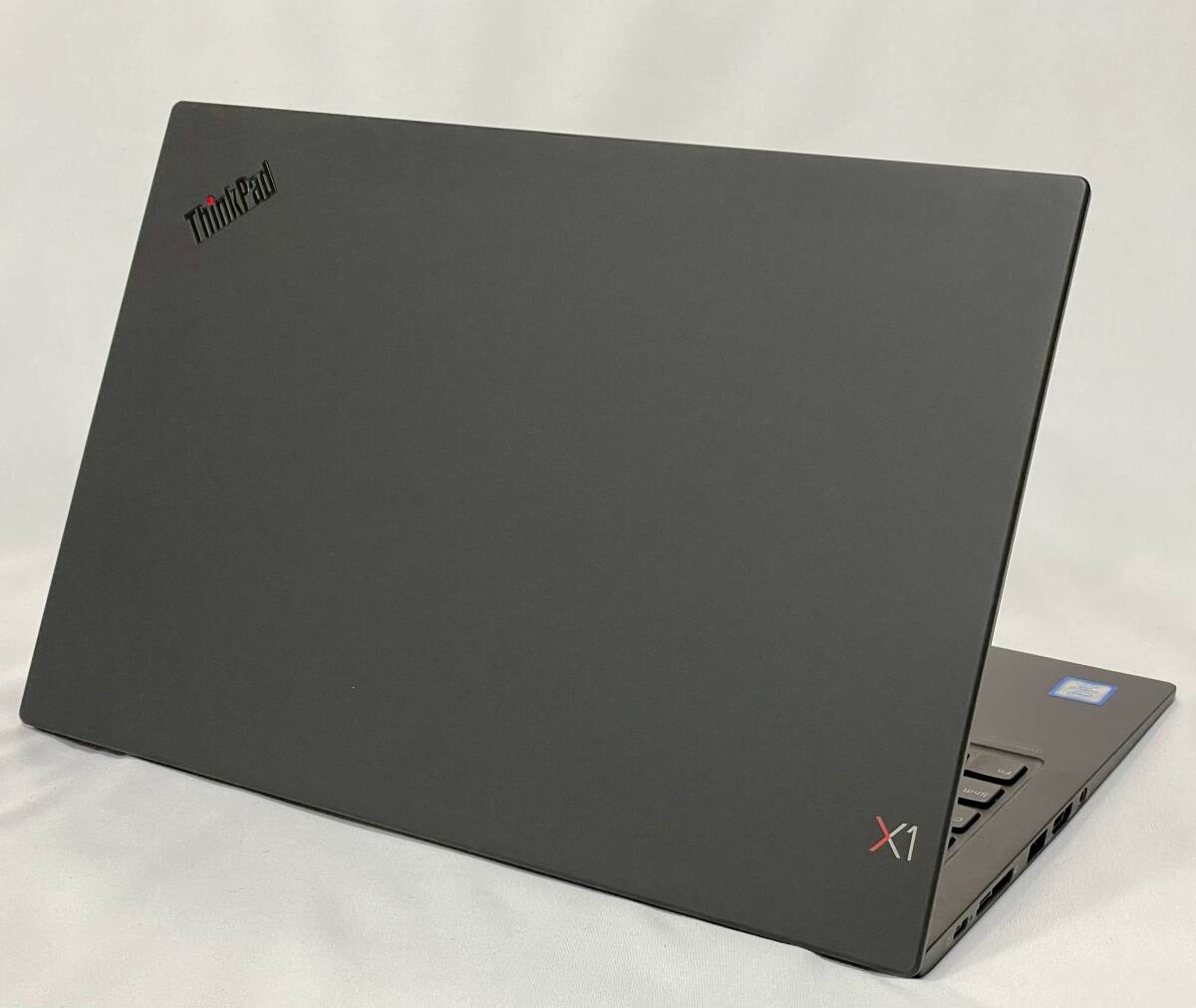 未使用 ThinkPad X1 Carbon Gen7 - SIMフリー MS Office 2021付き- CPU i7 / MEM 16GB / SSD 512GB / プライバシー LCD / Win11 Pro64の画像3