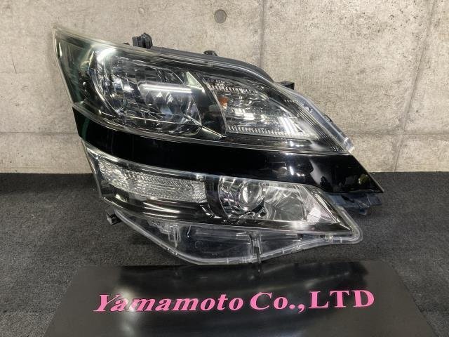 【Ｄ】トヨタ　ヴェルファイア　GGH20W/GGH25W　H20年　純正　右ヘッドライト　右ライト　HID　81110-58160/81110-58161_画像1