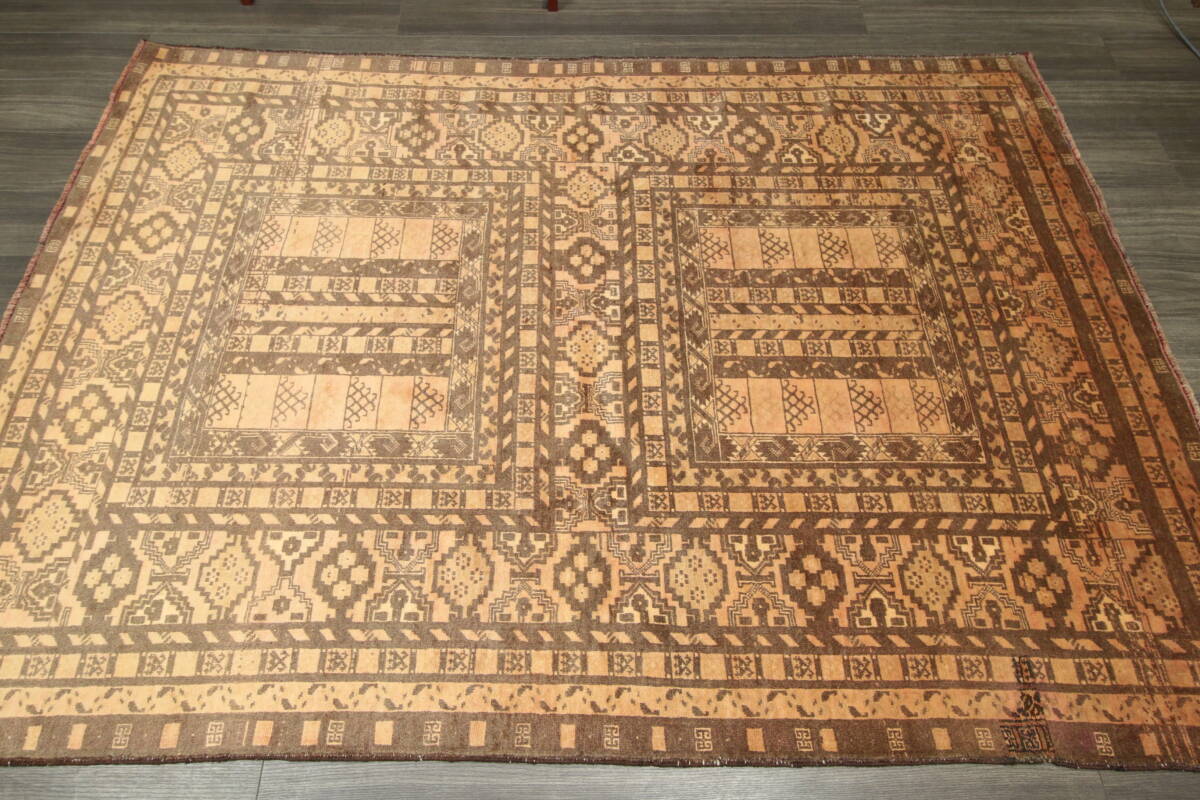 色枯れの美　アンティーク　アフガニスタン　トライバルラグ　手織り絨毯　ヴィンテージラグ　162x222cm　＃133_画像2