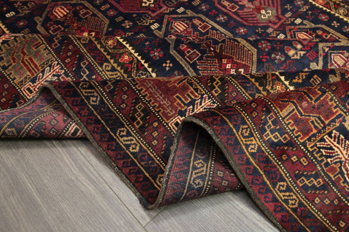 ヘシュティ紋様　ペルシアンバルーチ　トライバルラグ　ヴィンテージ　手織り絨毯　145x218cm ＃110_画像4