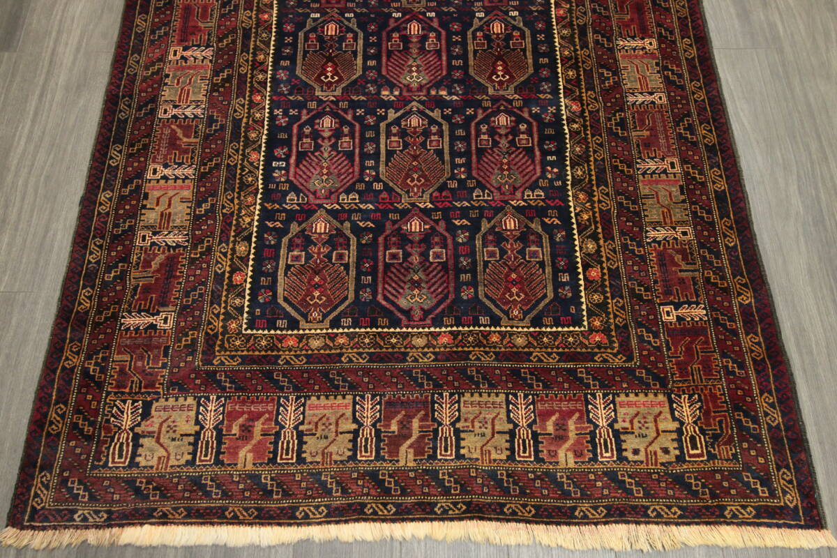 ヘシュティ紋様　ペルシアンバルーチ　トライバルラグ　ヴィンテージ　手織り絨毯　145x218cm ＃110_画像3