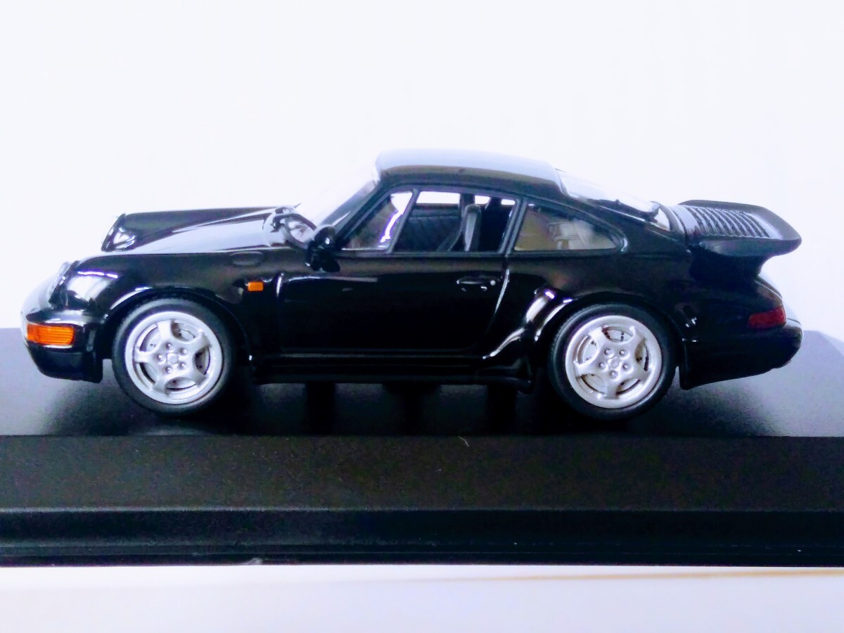 美品未使用!! ミニチャンプス ポルシェ(964)911ターボ 1990 ブラック系 1/43