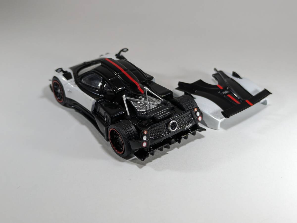 1/64 Tarmac Works ターマック ワークス Pagani パガーニ Zonda ゾンダ Cinque チンクエ Bianco Benny 京商 トミカサイズの画像4