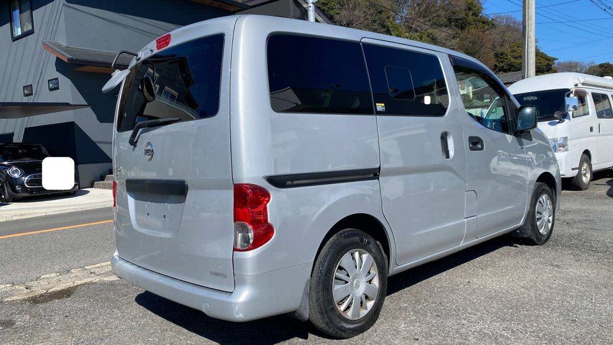 ■総額込々乗り出し価格・車検丸々1年付 （8ナンバー車椅子移動車登録可）■NV200バネットバン 上級グレードのGX＆希少の5速車■ナビ/TV付_画像3