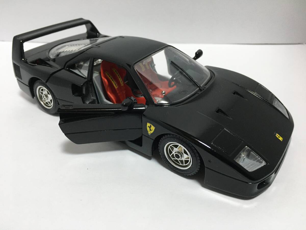 Ferrari F40-1987 1/24 ダイキャストカー ブラック burago製_画像1