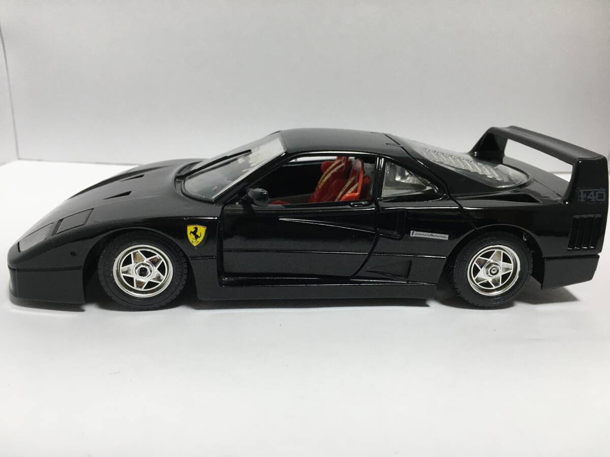 Ferrari F40-1987 1/24 ダイキャストカー ブラック burago製_画像7