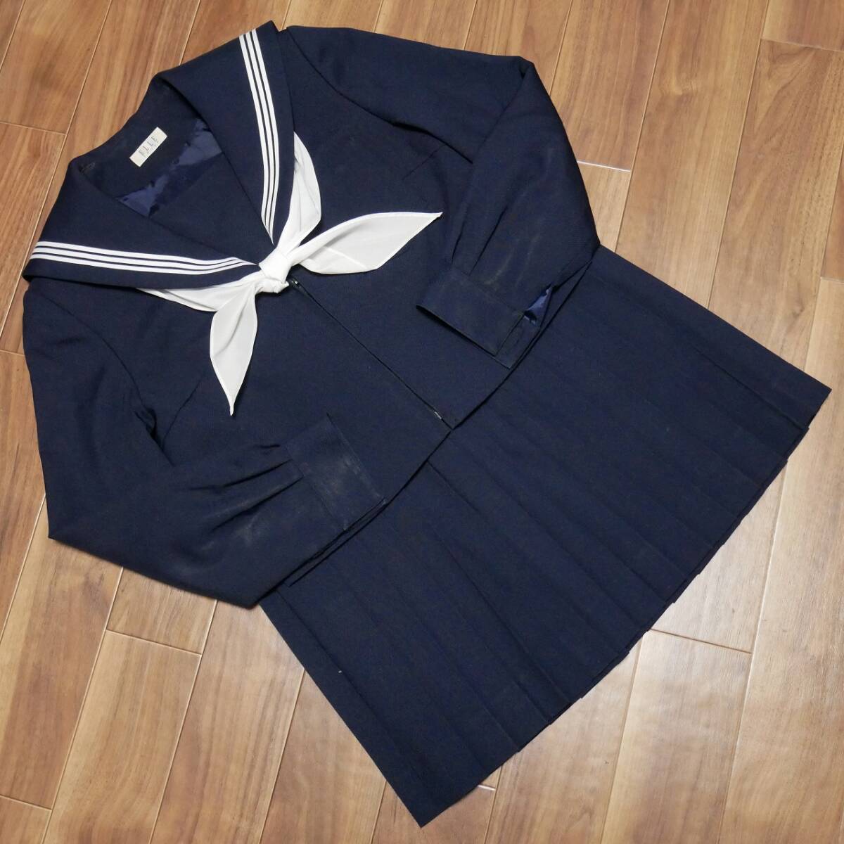 中高セーラー服 紺襟白3本ライン上下セット 165A ウエスト66 丈59 冬服 長袖 中学 高校 JK JC 匿名配送の画像1