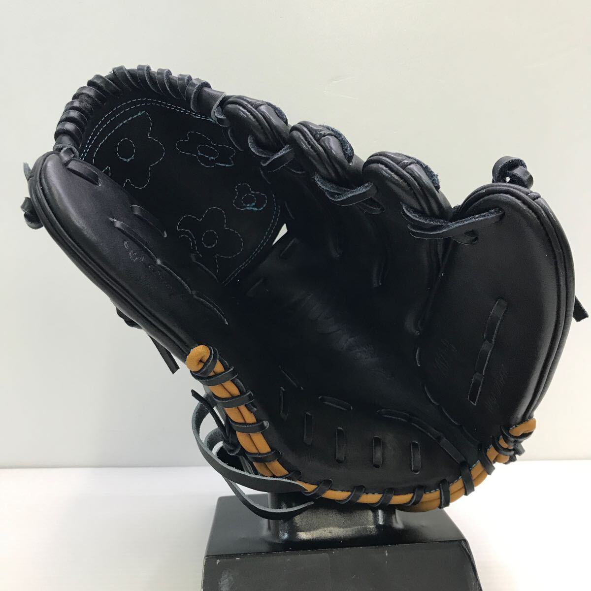 G-9791 ミズノ MIZUNO ミズノプロ mizunopro 軟式 HAGA JAPAN 投手用 オーダー グローブ グラブ 野球 中古品 刺繍入りの画像3