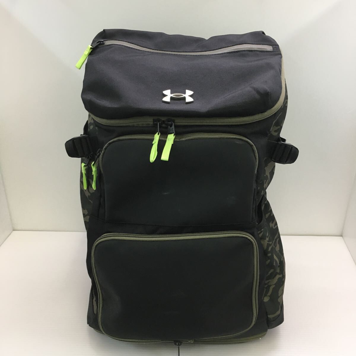 H-3796 アンダーアーマー UNDER ARMOUR UA Undeniable BB Backpack バックパック リュック 51cmx32cmx19.5cm 野球 中古 迷彩柄の画像1