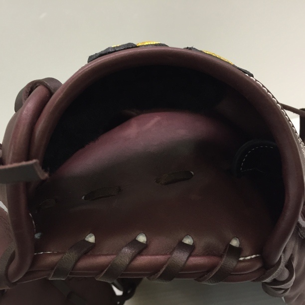 17928円 中古品 リュウ GLOVE STUDIO RYU 硬式 投手用グローブ 17928円 中古品 リュウ GLOVE STUDIO RYU 硬式 投手用グローブ